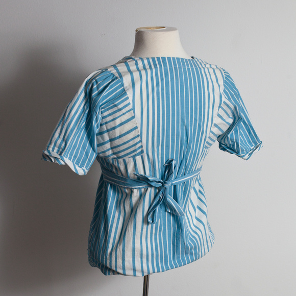 BCBGMaxAzria Striped Top M - Picture 3 of 6